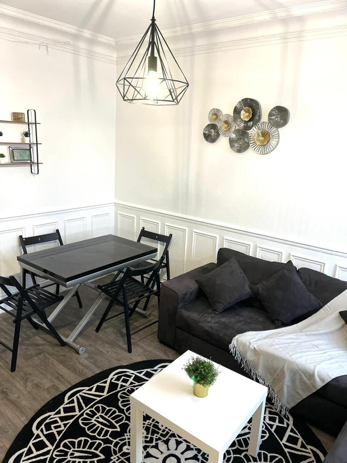 Cosy Cosy Appartement Pantin Buitenkant foto